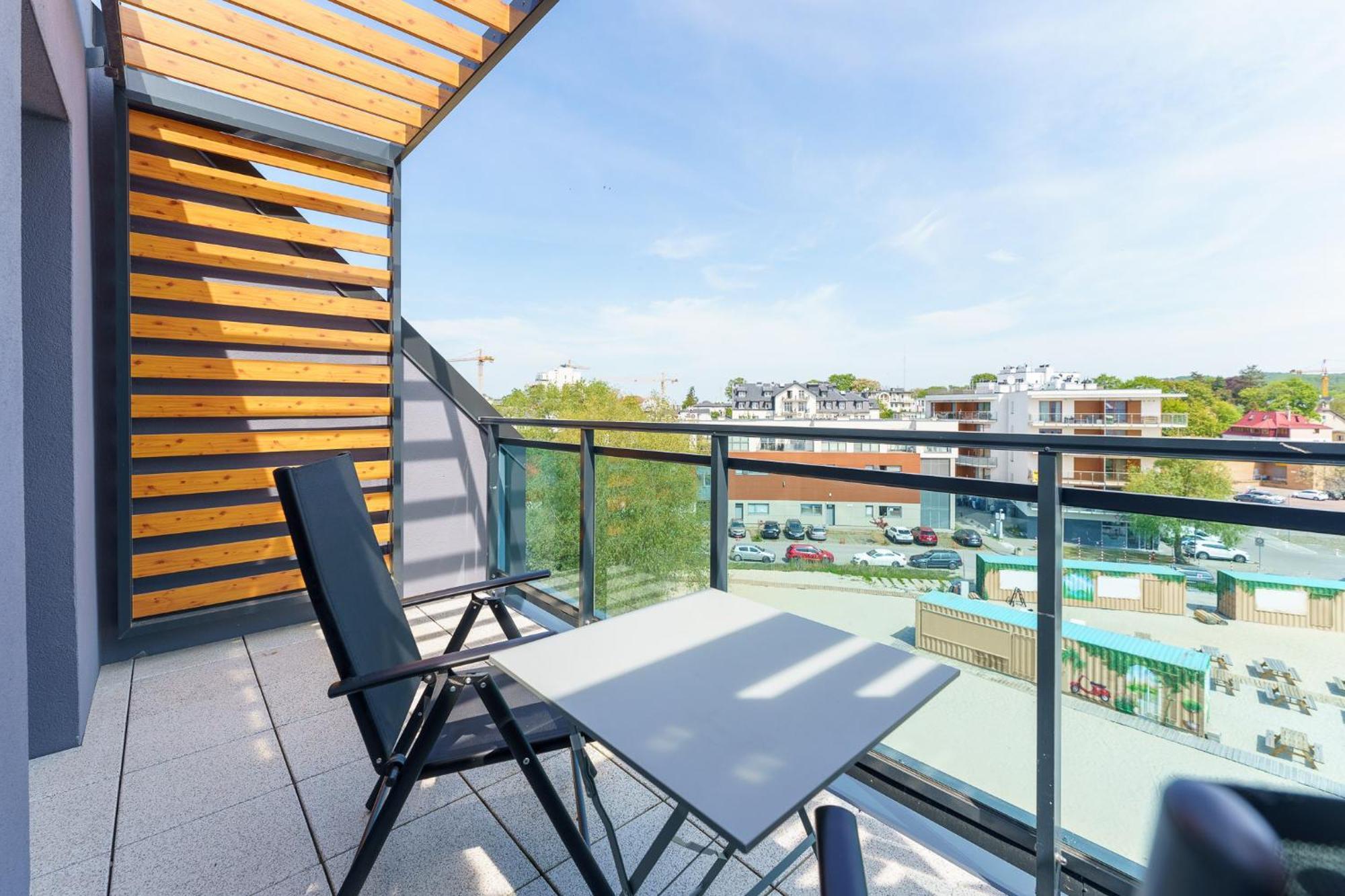 Bel Mare With Balcony By Renters Miedzyzdroje